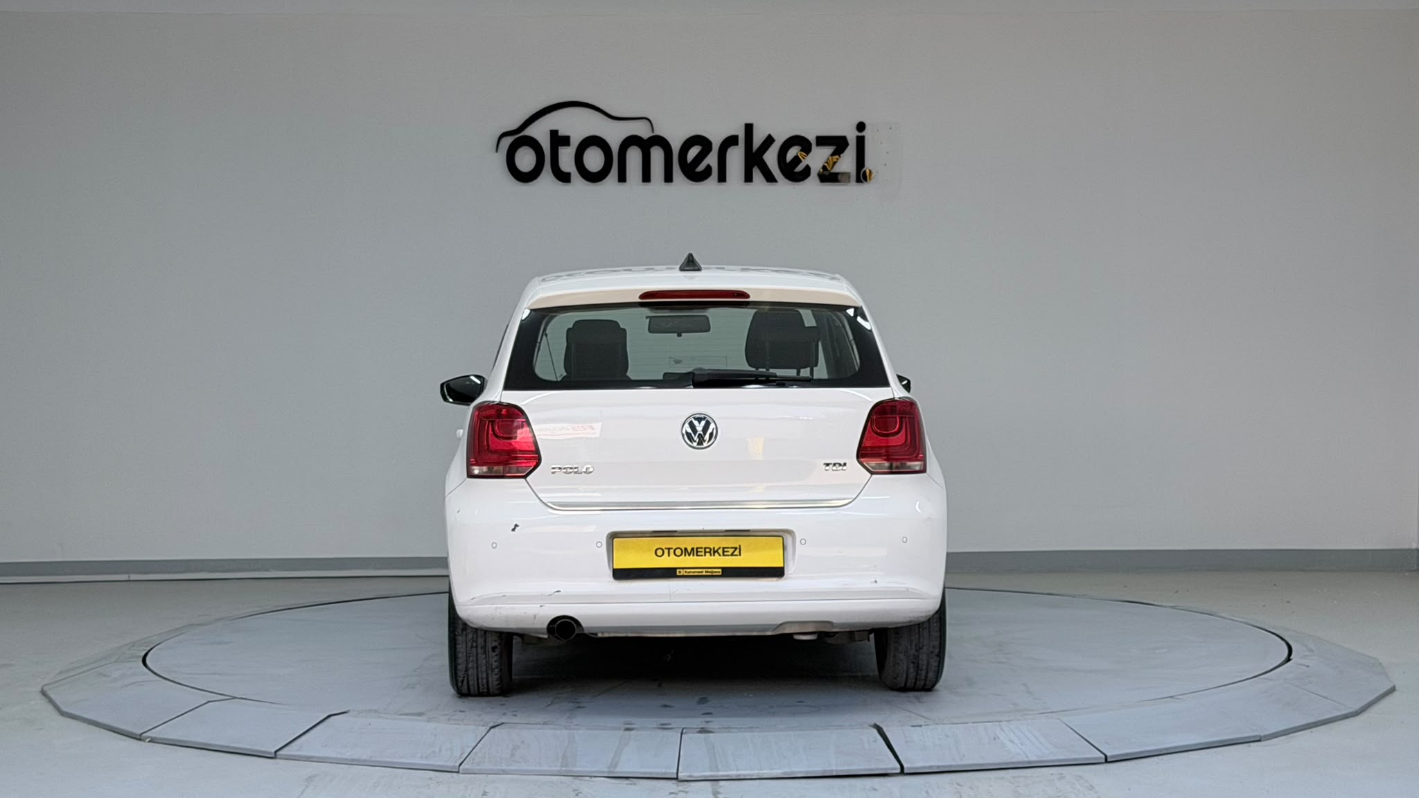 VOLKSWAGEN POLO 2